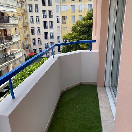 Beau Studio En Plein Centre De Ментона Экстерьер фото